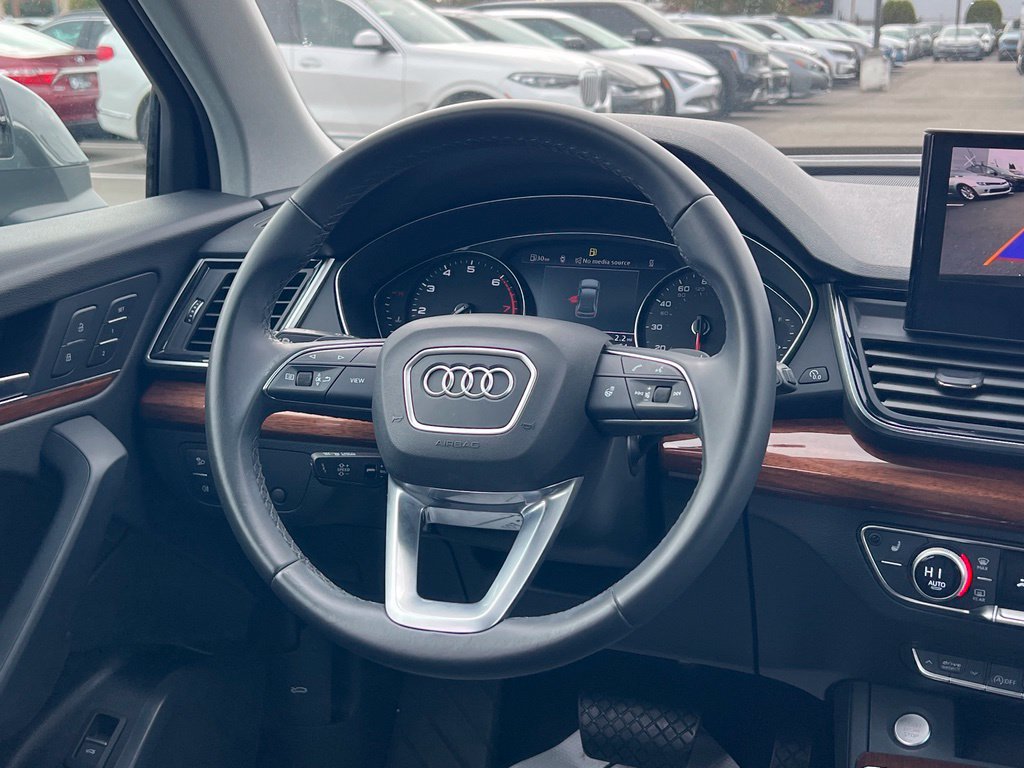 Used 2023 Audi Q5 2.0T Premium w/ Convenience Package AWD/4WD image 16