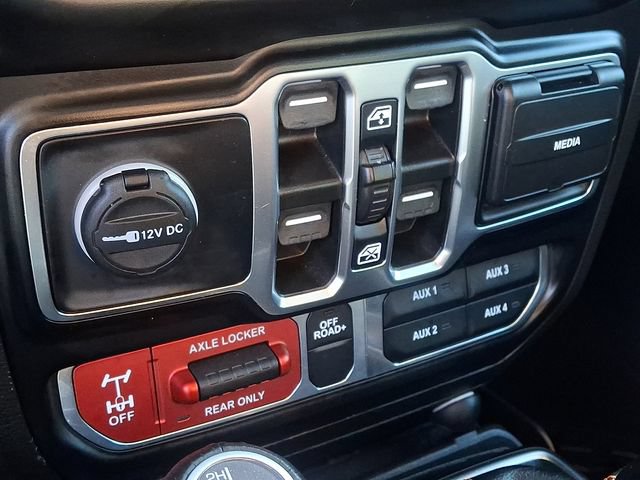 Used 2022 Jeep Gladiator Mojave w/ LED Lighting Group AWD/4WD image 25