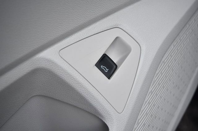 New 2026 Volkswagen Jetta SE image 9