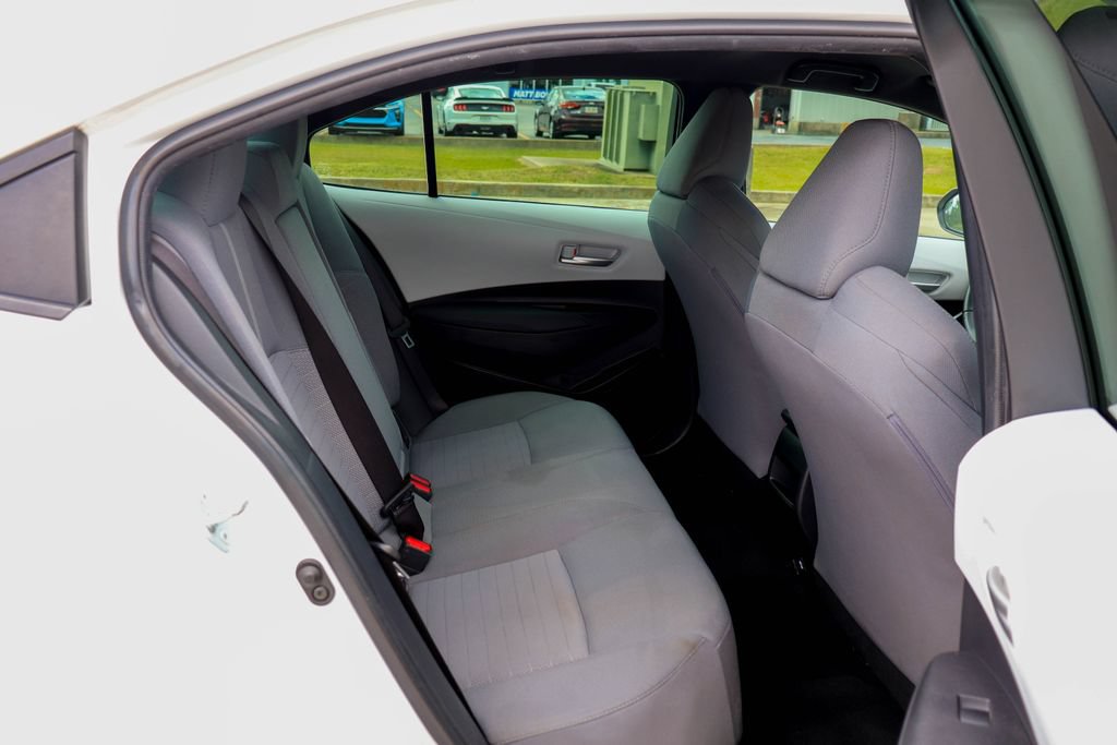 Used 2022 Toyota Corolla SE FWD image 12
