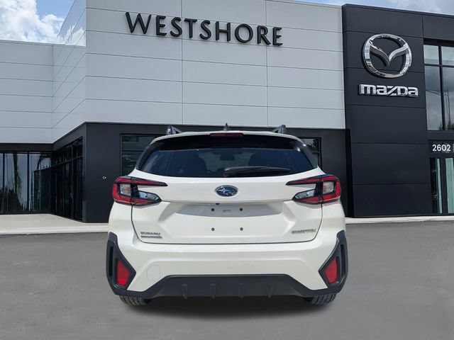 Used 2025 Subaru Crosstrek 2.5i Premium AWD/4WD image 4