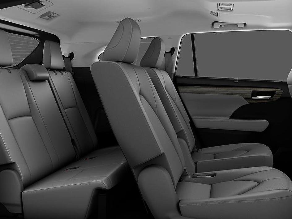 New 2026 Toyota Highlander Limited AWD/4WD image 25