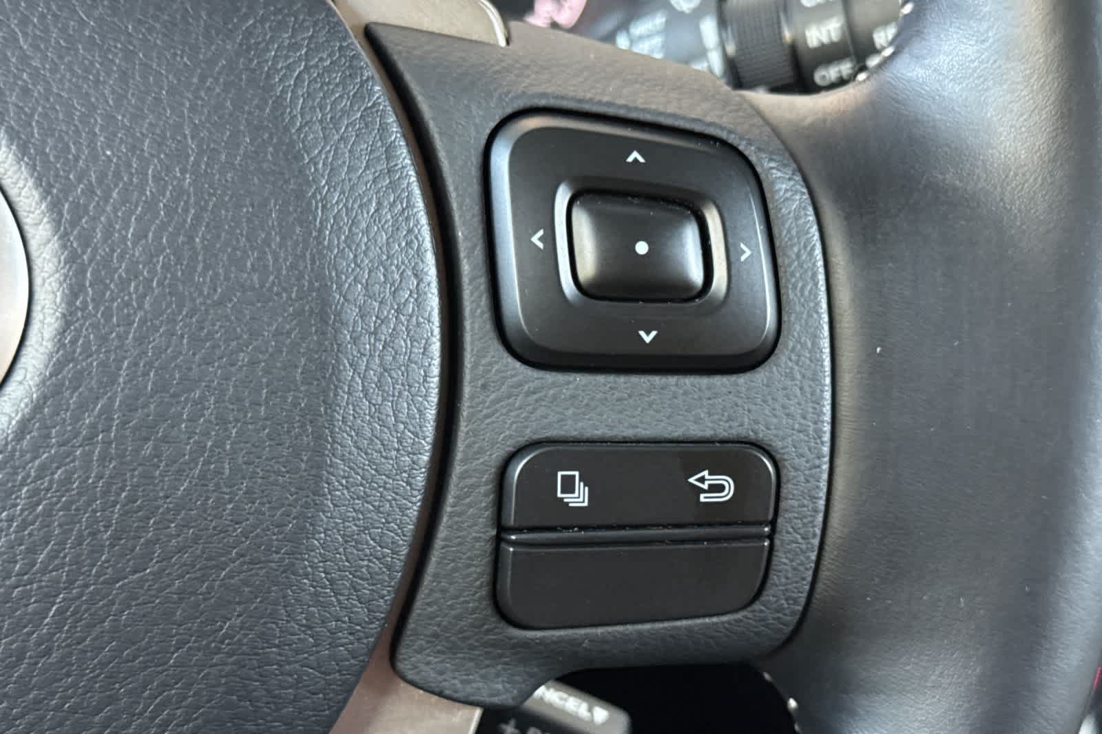 Used 2017 Lexus NX 200t AWD w/ Premium Package image 27