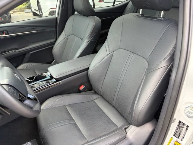 Used 2025 Toyota Camry XSE FWD image 15