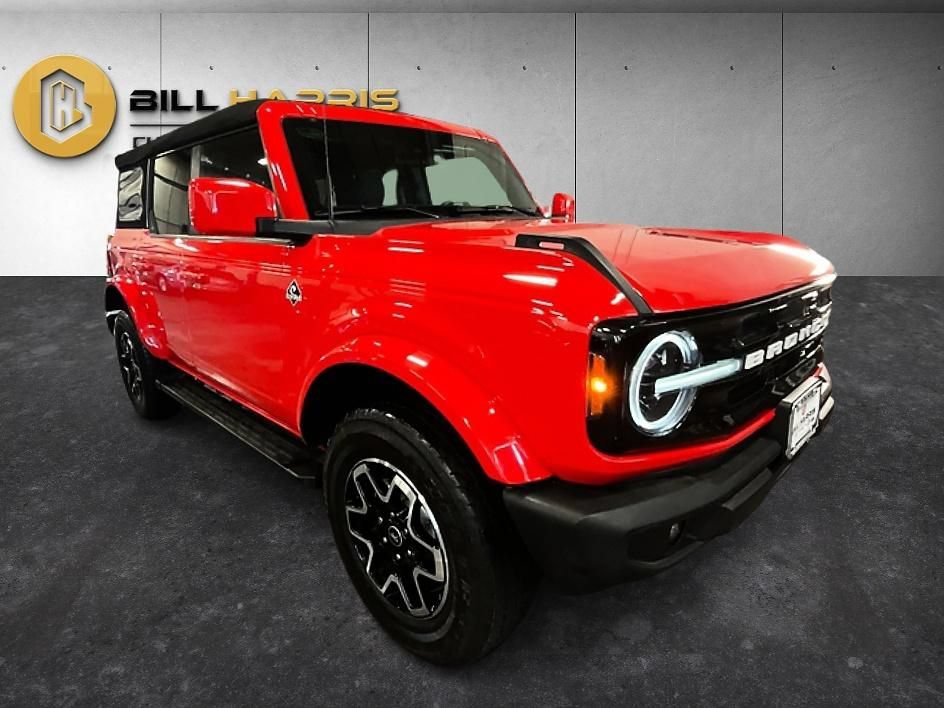 Used 2023 Ford Bronco Outer Banks AWD/4WD image 9