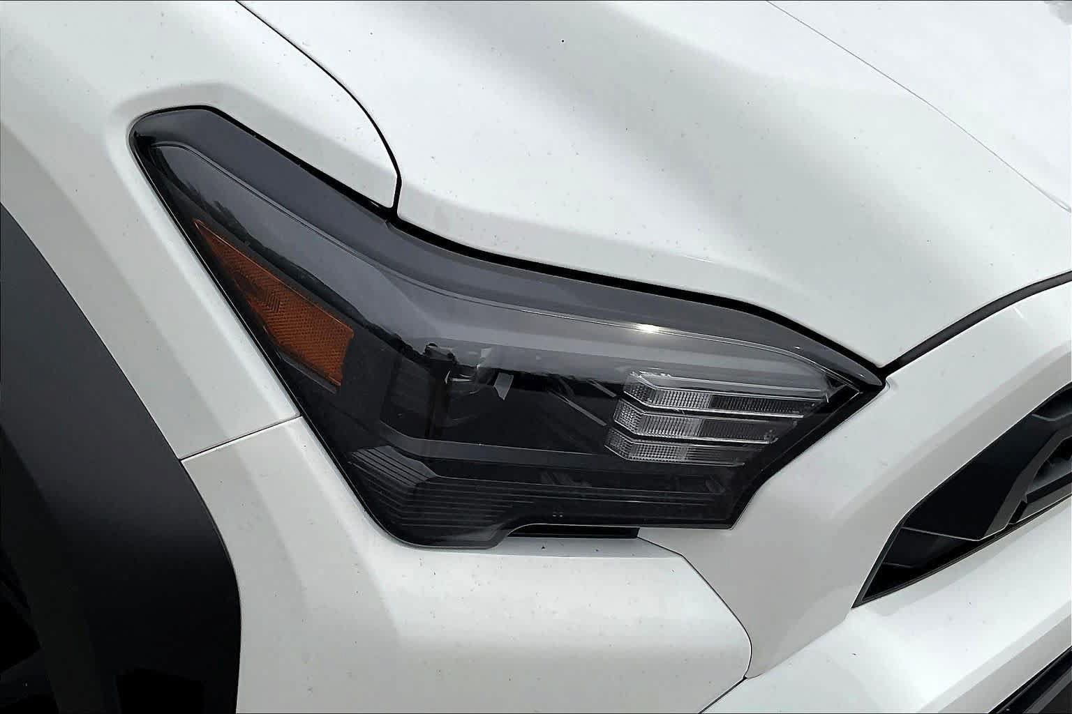 New 2026 Toyota 4Runner SR5 AWD/4WD image 13