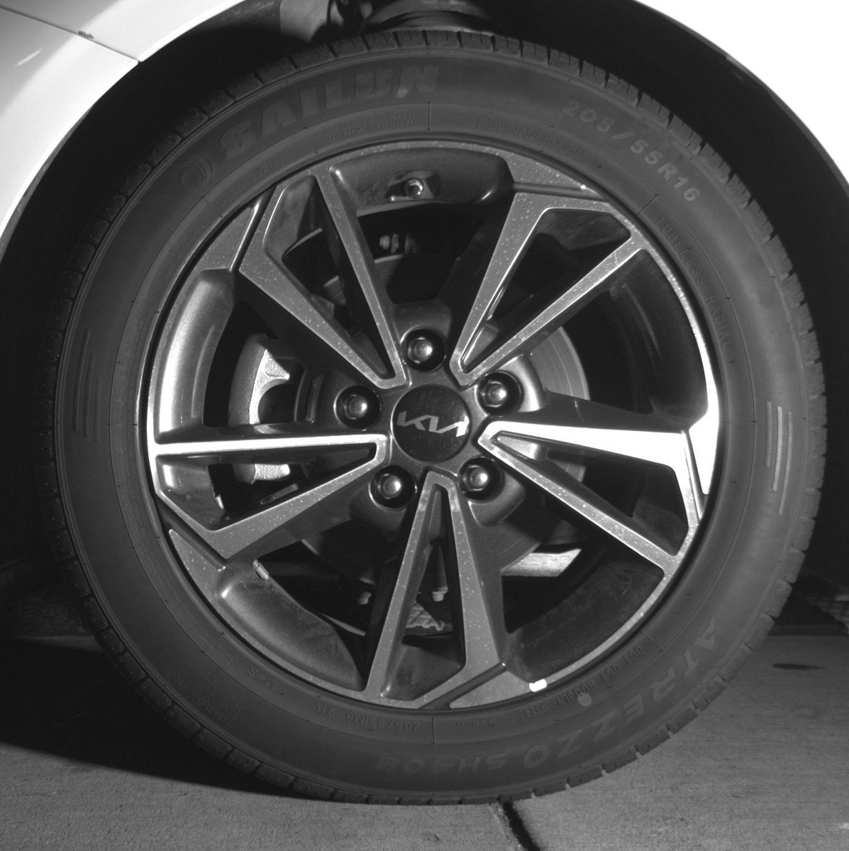 Used 2023 Kia Forte LXS image 12