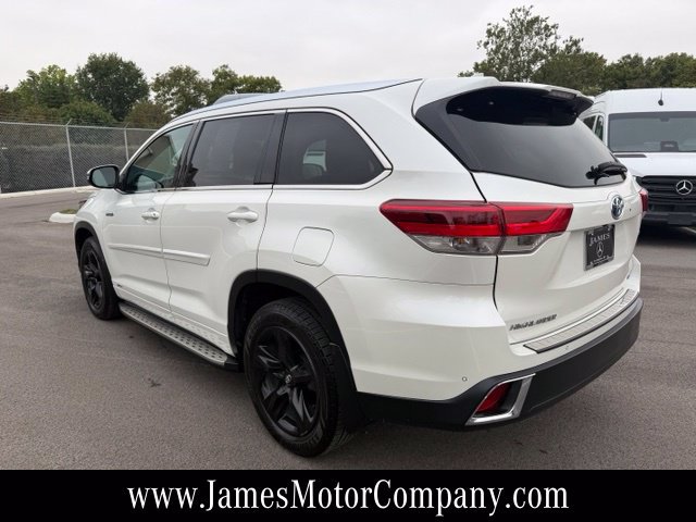Used 2019 Toyota Highlander Limited Platinum AWD/4WD image 10