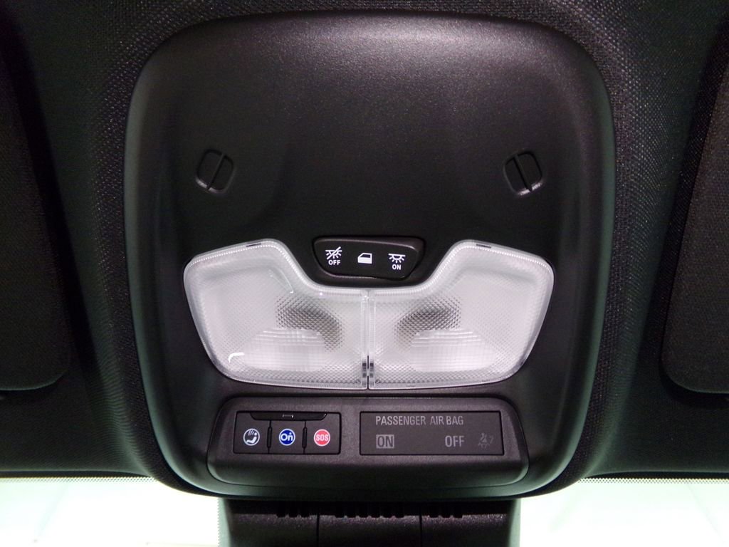 New 2025 Chevrolet Colorado LT w/ LT Convenience Package image 17