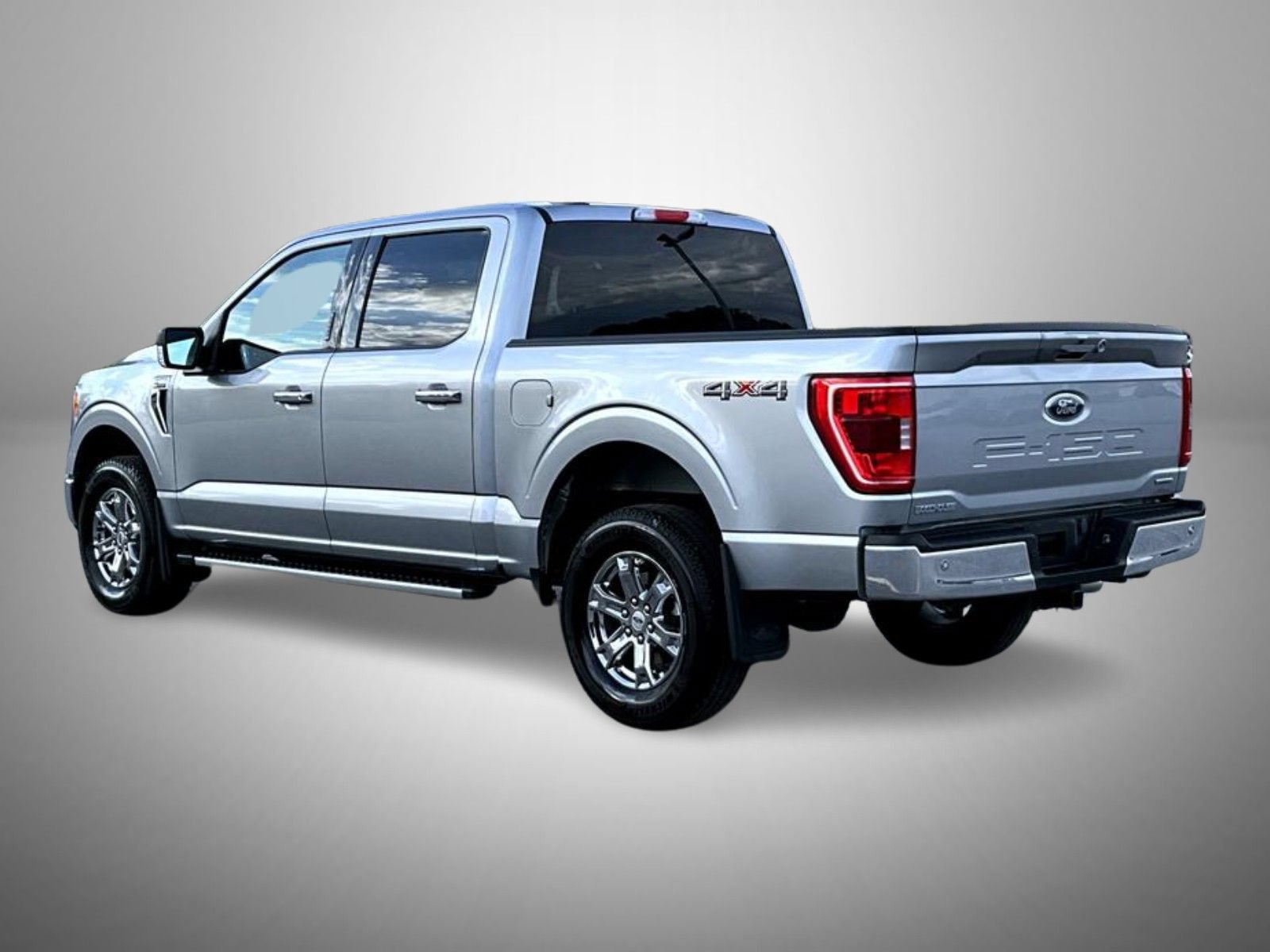 Used 2023 Ford F150 XLT w/ Equipment Group 302A High AWD/4WD image 7
