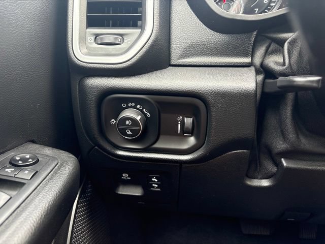Used 2021 RAM 1500 Big Horn AWD/4WD image 37