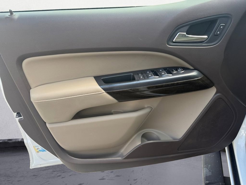 Used 2017 GMC Canyon SLT w/ Driver Alert Package image 18