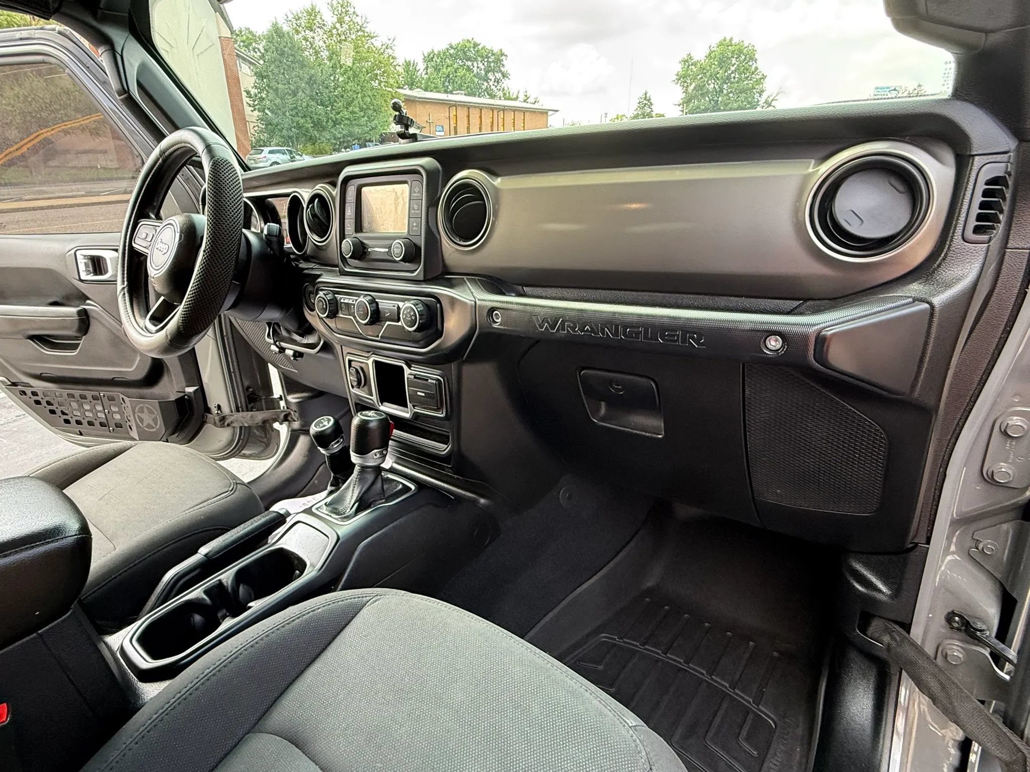 Used 2019 Jeep Wrangler Unlimited Sport AWD/4WD image 19