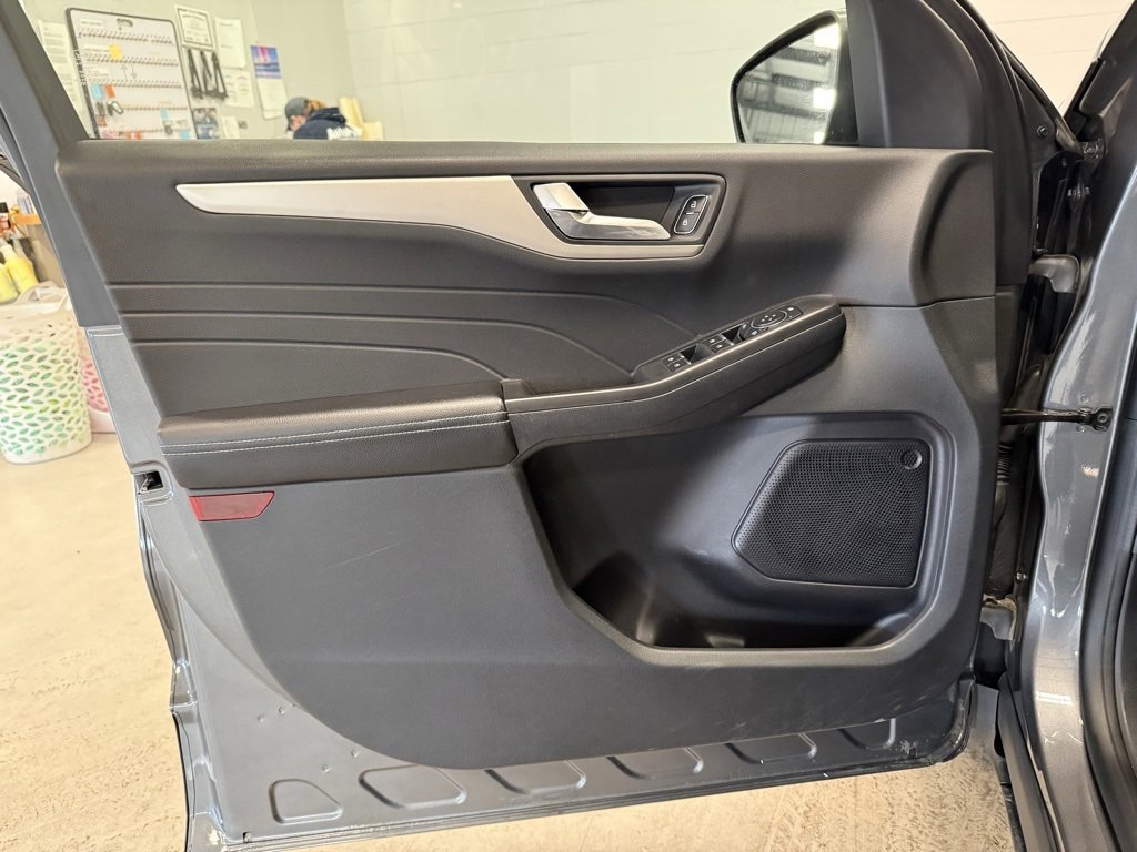 Certified 2022 Ford Escape SEL image 26