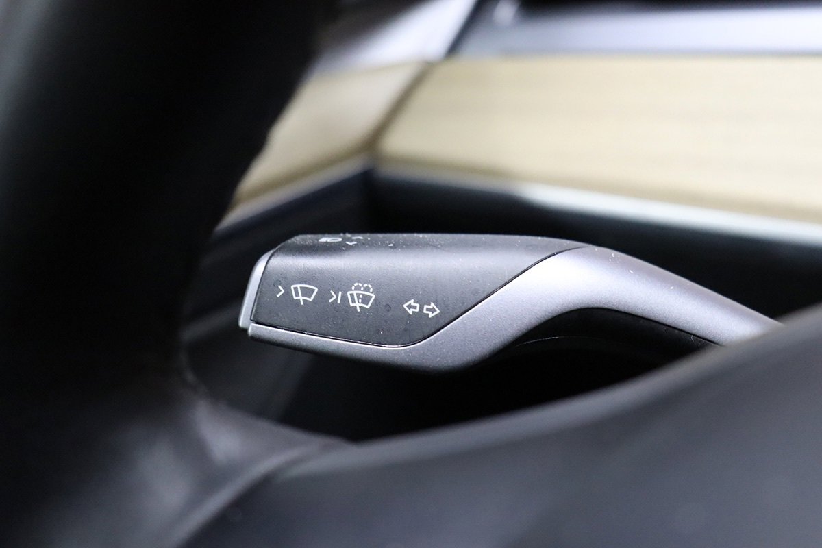 Used 2023 Tesla Model 3 Standard Range RWD image 32