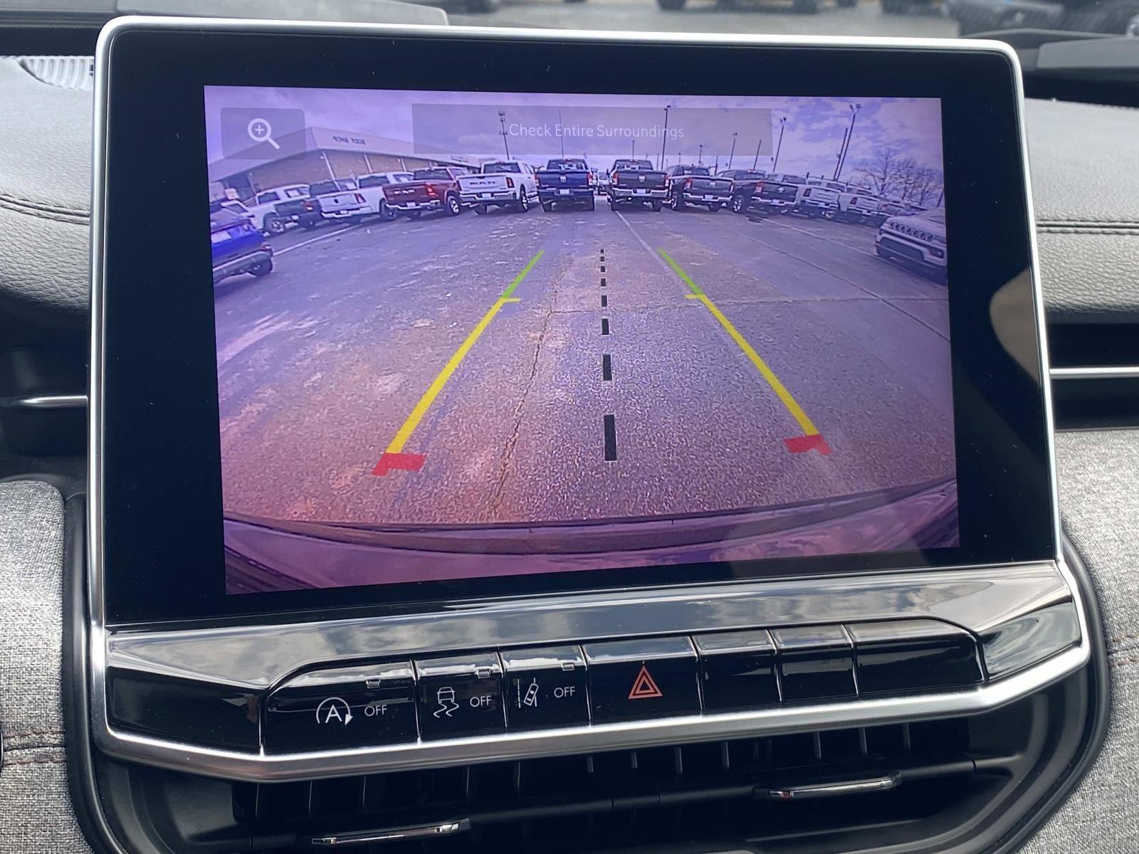 Used 2022 Jeep Compass Latitude image 31