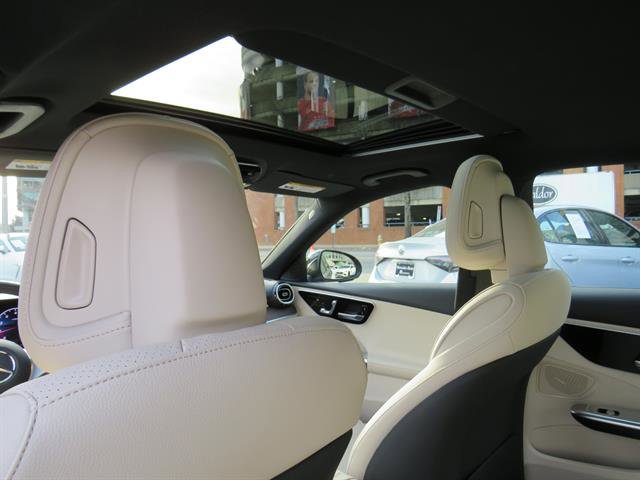 Used 2025 Mercedes-Benz C 300 4MATIC Sedan image 21