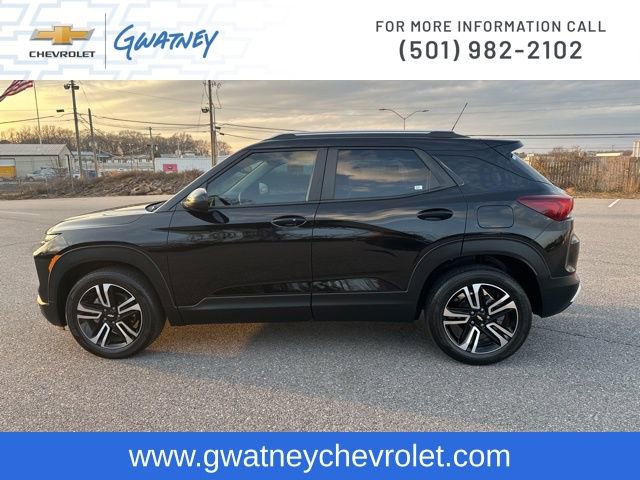 Used 2024 Chevrolet TrailBlazer LT w/ Driver Confidence Package image 8