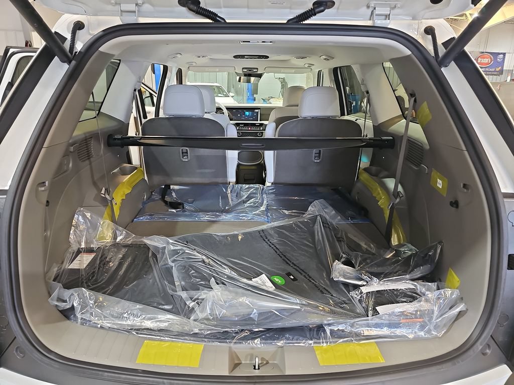 New 2026 Hyundai Palisade SEL Premium FWD image 12