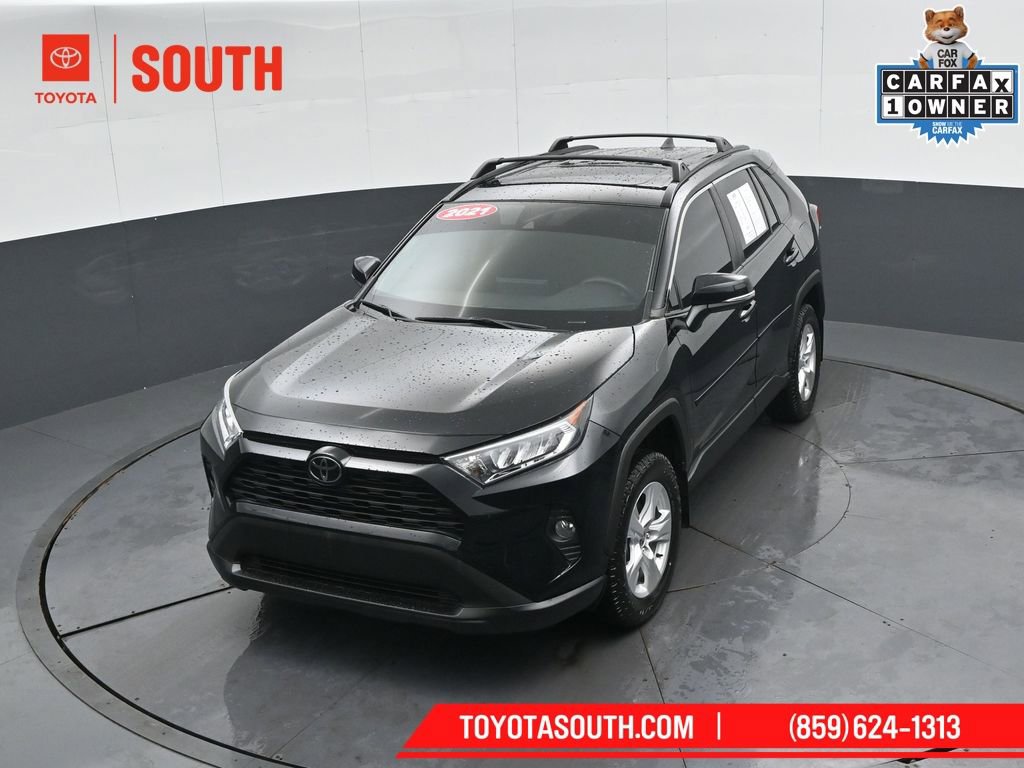 Used 2021 Toyota RAV4 XLE w/ Convenience Package image 44