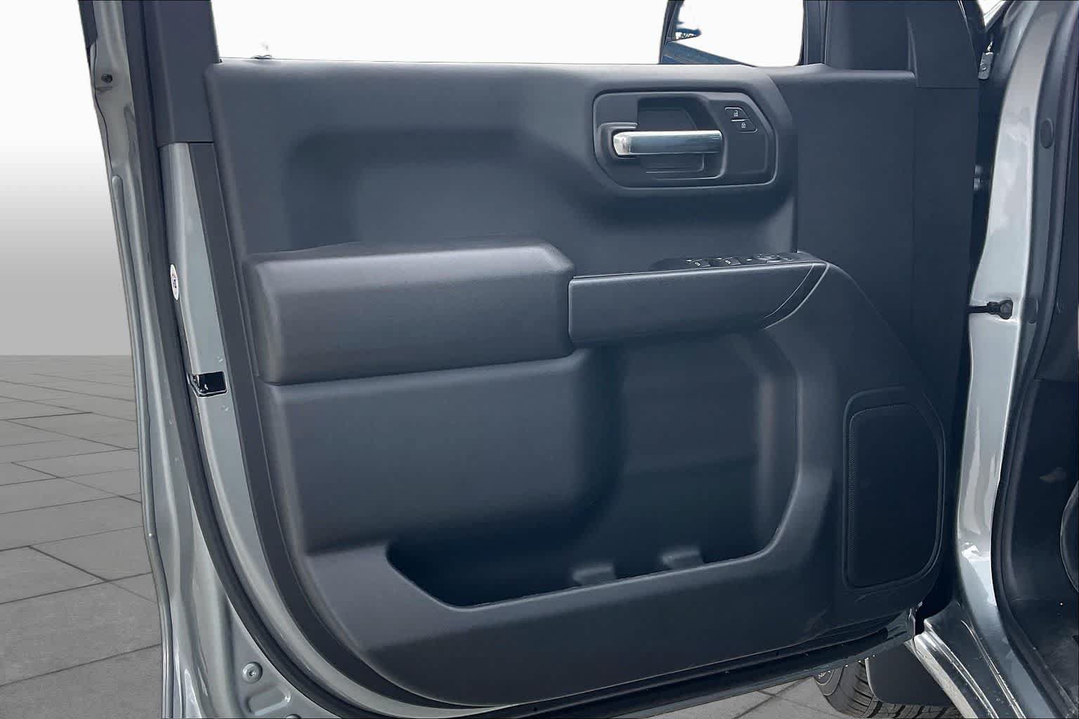 New 2026 Chevrolet Silverado 1500 Custom RWD image 10