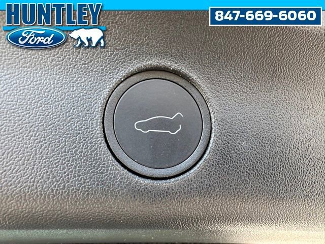 Used 2023 Tesla Model Y Performance image 14