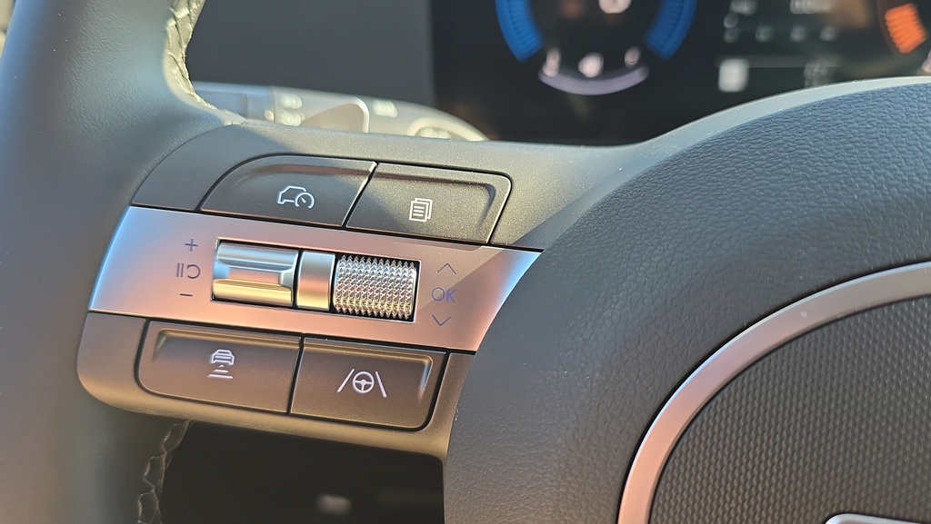 New 2026 Hyundai Kona SEL Premium AWD/4WD image 23