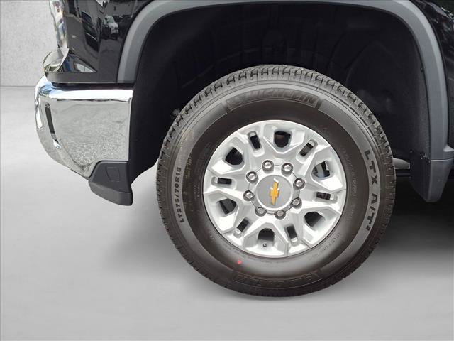 New 2026 Chevrolet Silverado 2500 LT w/ All Star Edition AWD/4WD image 10