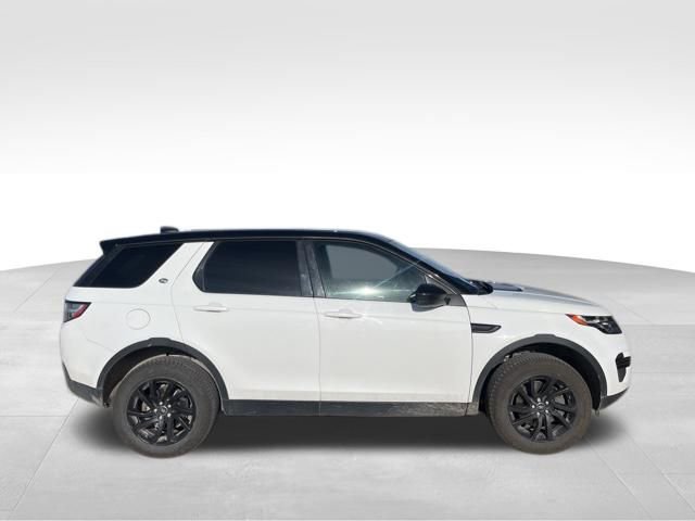 Used 2018 Land Rover Discovery Sport SE image 5