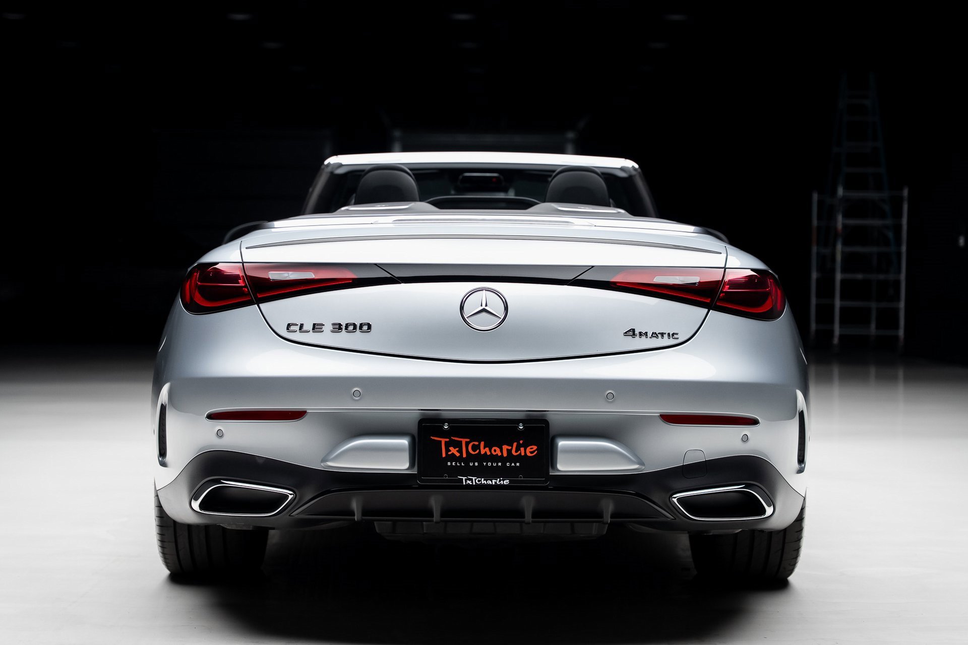 Used 2024 Mercedes-Benz CLE 300 4MATIC Cabriolet image 28