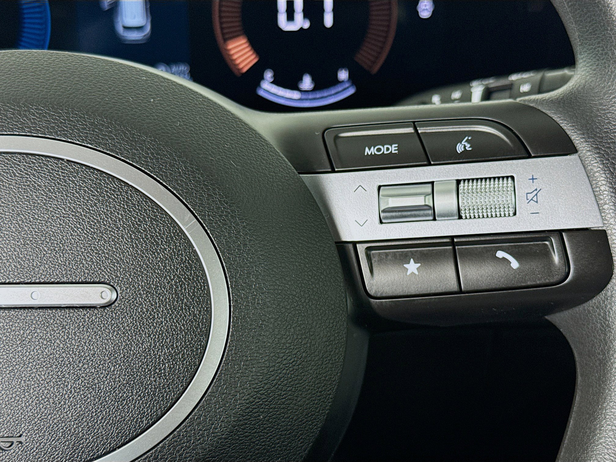 Used 2026 Hyundai Tucson SEL FWD image 14