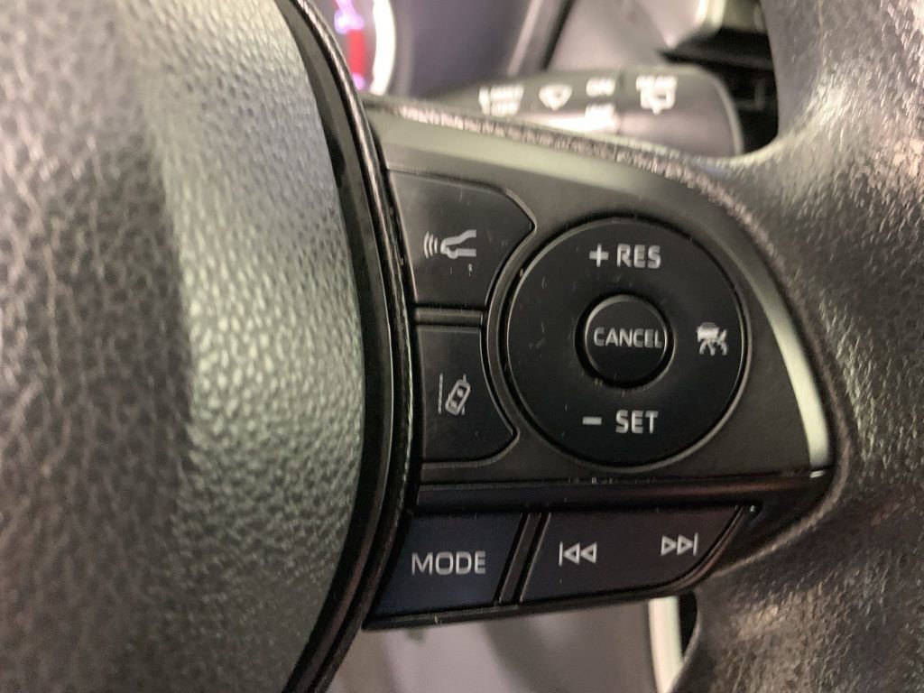 Used 2024 Toyota RAV4 LE AWD/4WD image 21
