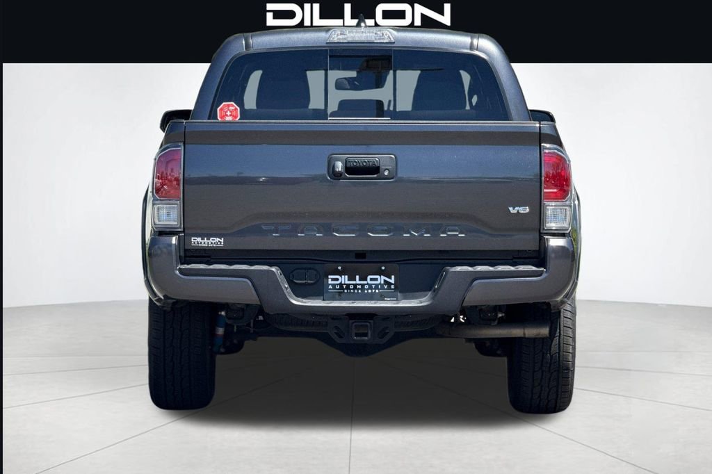 Used 2021 Toyota Tacoma TRD Sport AWD/4WD image 5
