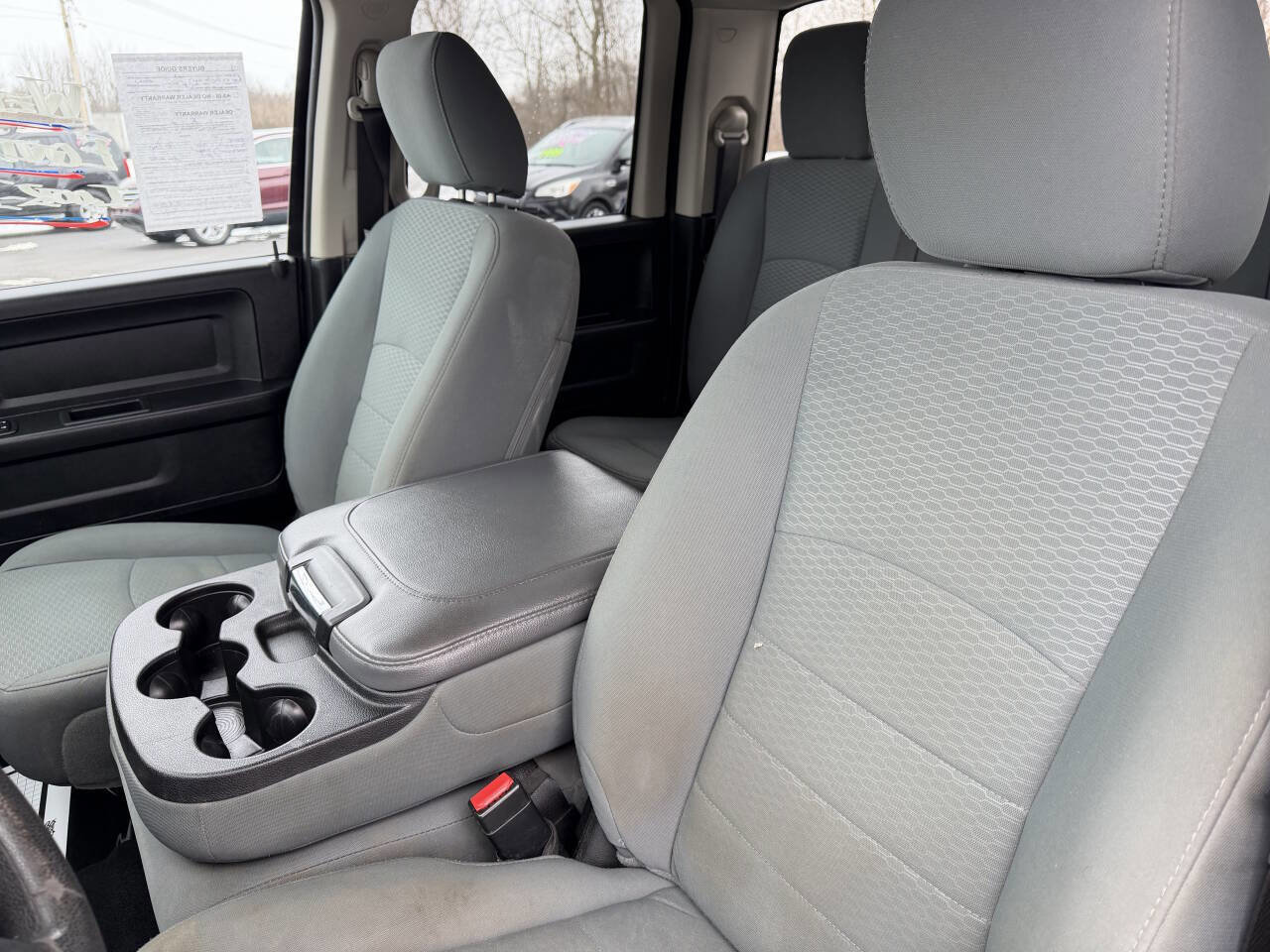 Used 2017 RAM 1500 Express image 9