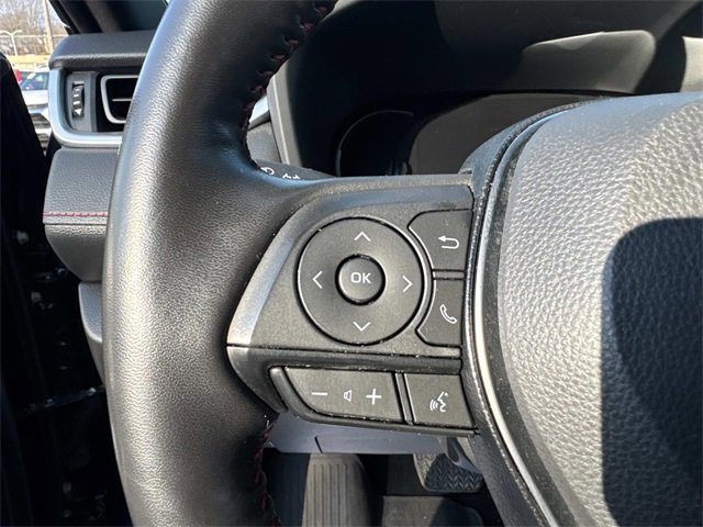 Used 2023 Toyota RAV4 SE image 14