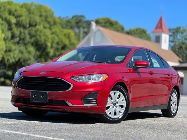 Used 2020 Ford Fusion S FWD image 1