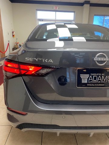 Used 2025 Nissan Sentra SV FWD image 11