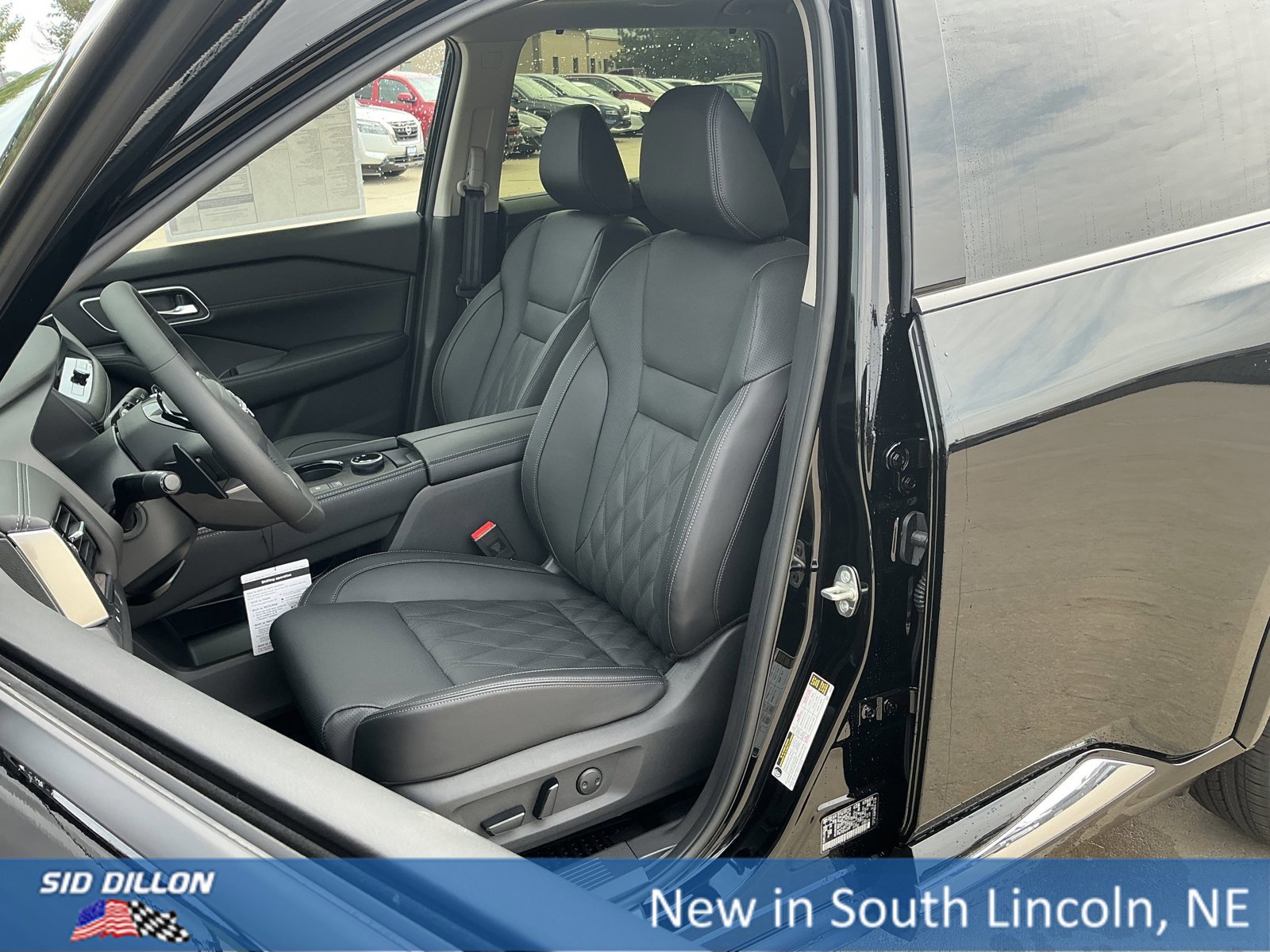 New 2026 Nissan Rogue Platinum w/ Platinum Premium Package image 9