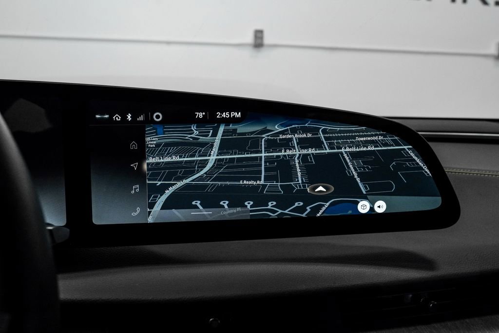 Used 2024 Lucid Air Touring image 27