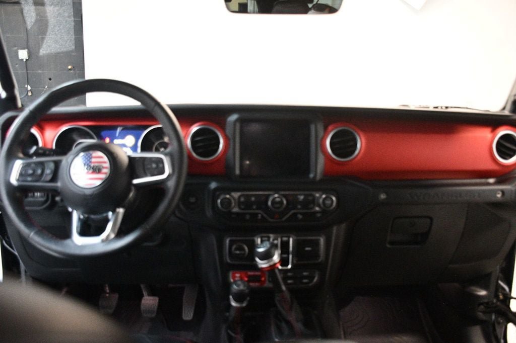Used 2018 Jeep Wrangler Unlimited Rubicon AWD/4WD image 5