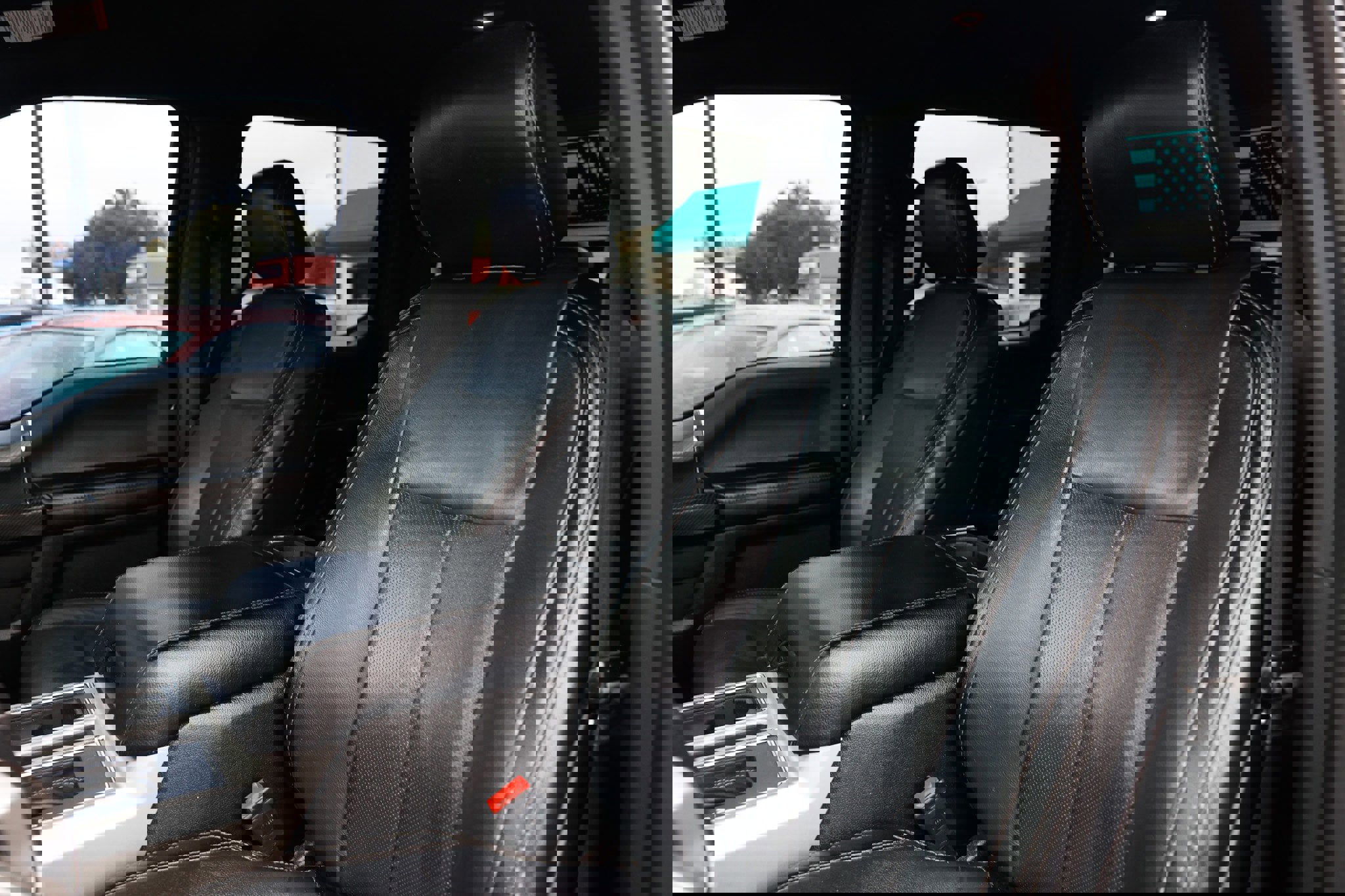 Used 2019 Ford F150 Lariat image 9