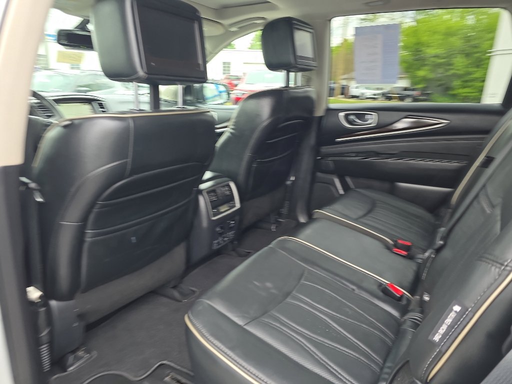 Used 2019 INFINITI QX60 Luxe w/ Sensory Package AWD/4WD image 16
