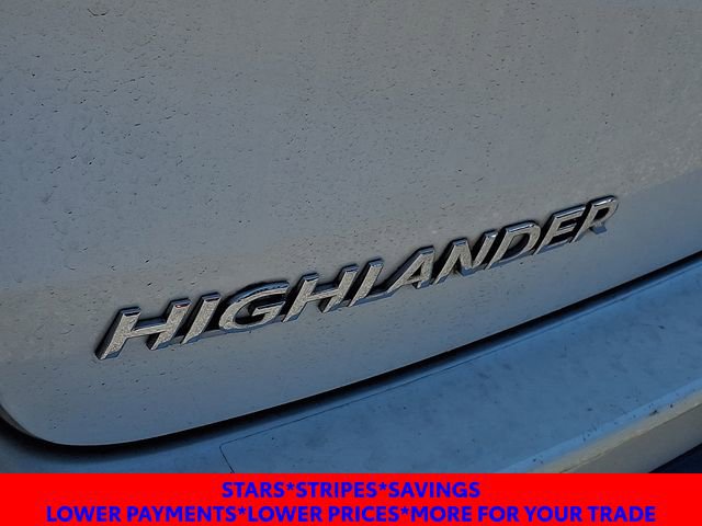 Used 2016 Toyota Highlander XLE AWD/4WD image 25