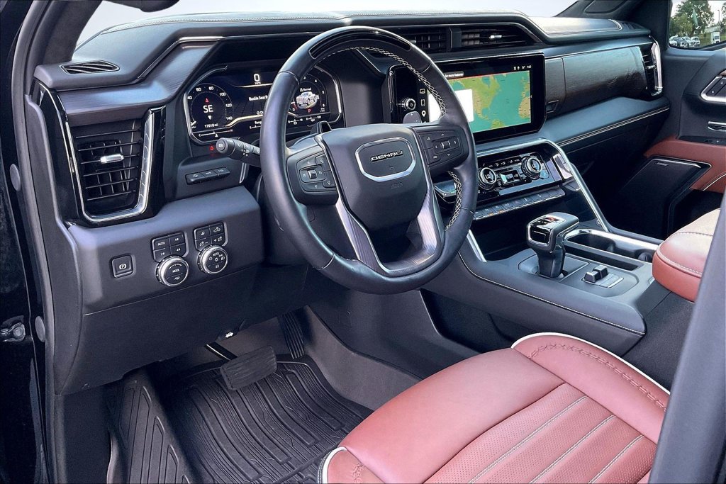 Used 2025 GMC Sierra 1500 Denali Ultimate AWD/4WD image 19