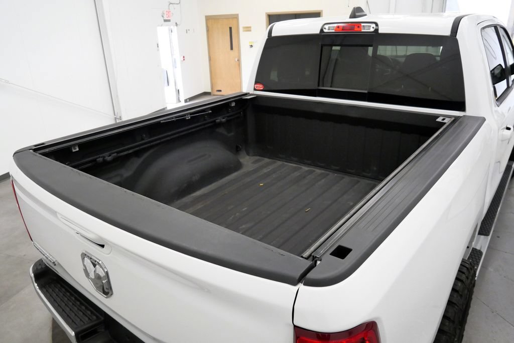 Used 2022 RAM 1500 Big Horn AWD/4WD image 39