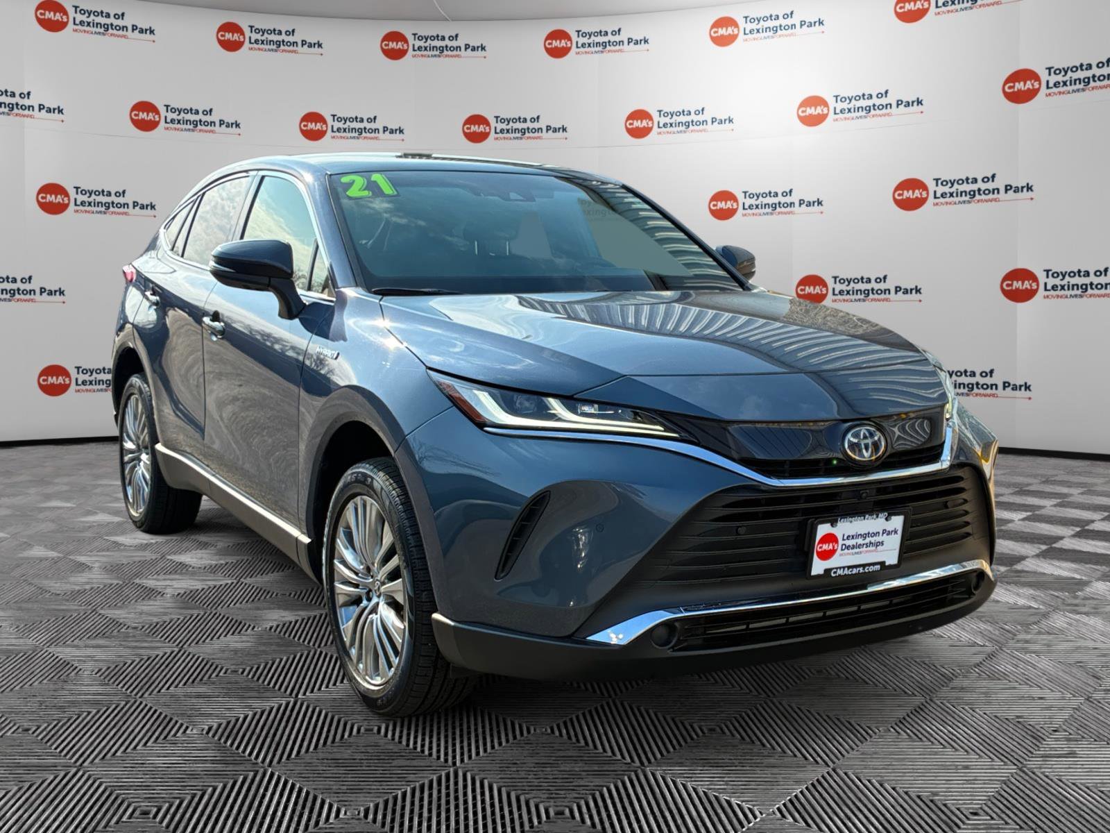 Used 2021 Toyota Venza Limited w/ Advanced Technology Package image 1