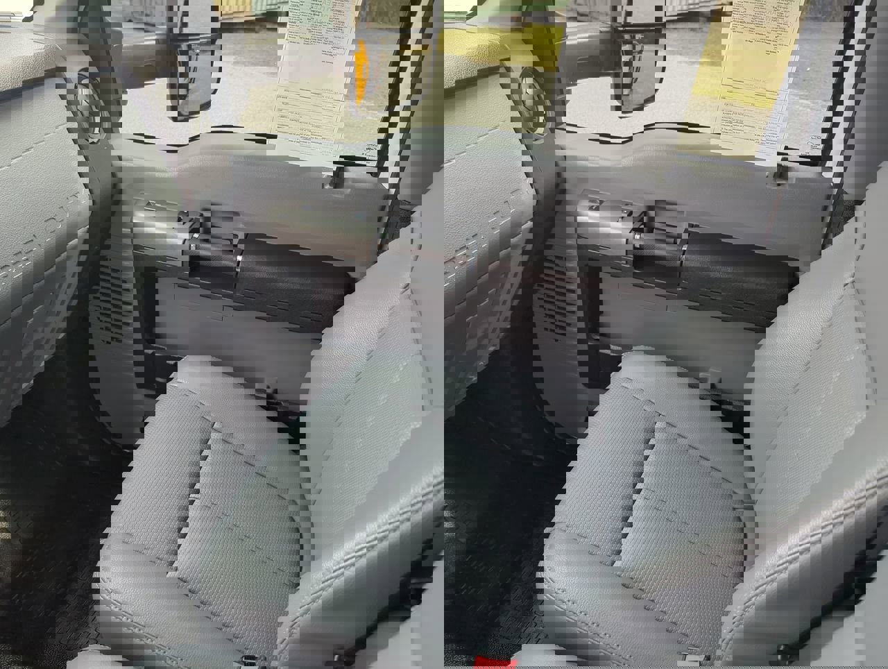 Used 2023 Ford F650 2WD Regular Cab Super Duty image 14