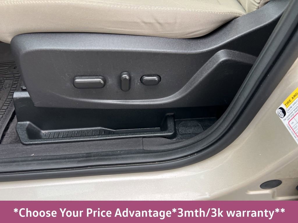 Used 2017 Ford Escape SE image 35