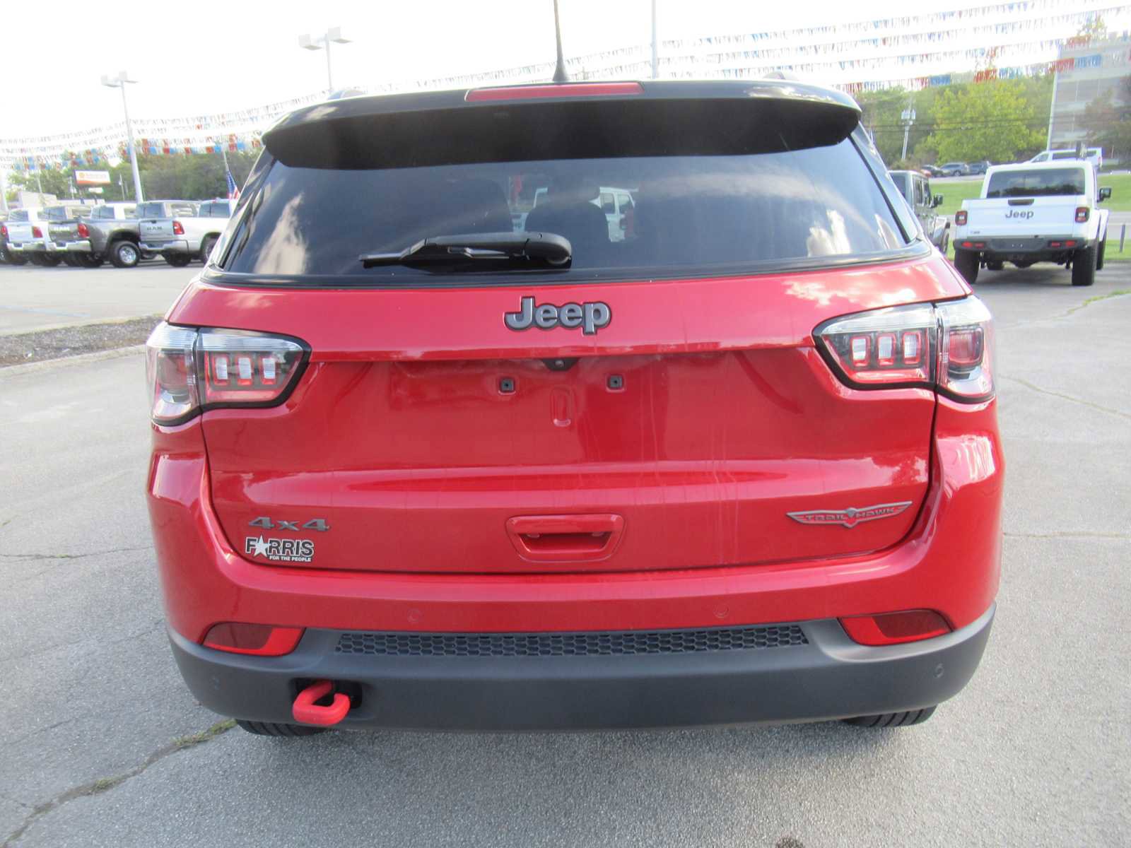 Used 2023 Jeep Compass Trailhawk image 4