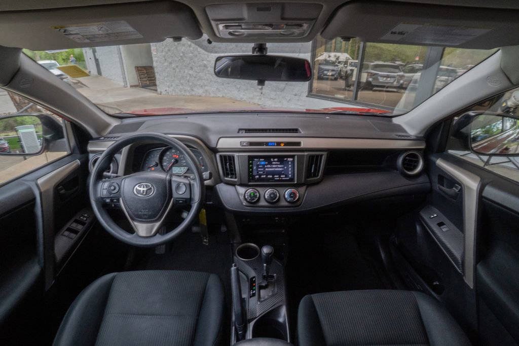 Used 2014 Toyota RAV4 LE AWD/4WD image 15